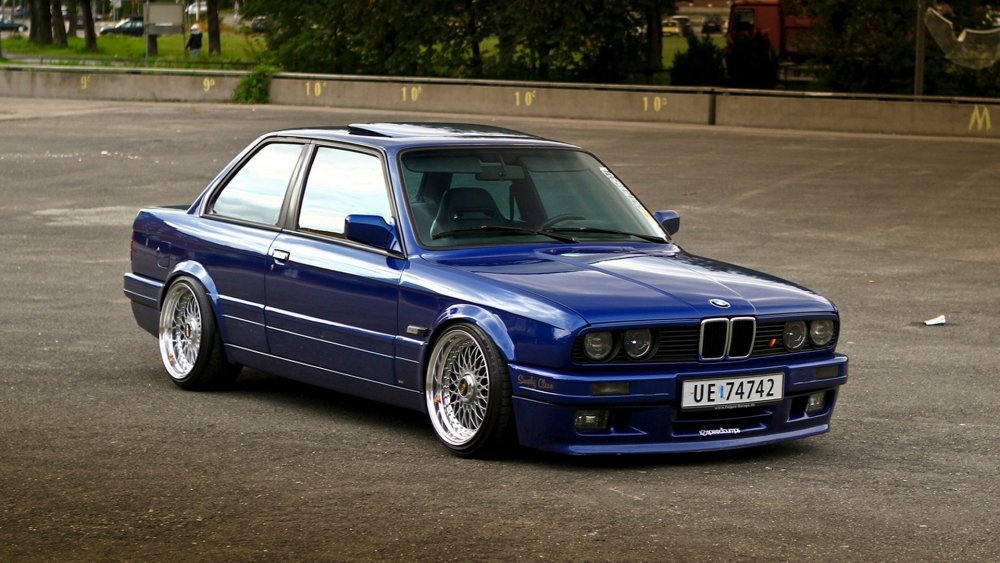 71299-BMW-Stance-BMW_E30-BBS.thumb.jpg.b91d9b545789d6eccab7e54640fc9a5c.jpg